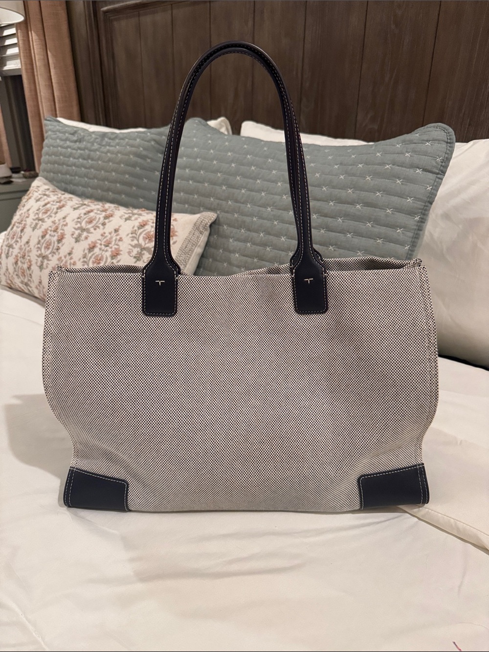 EUC Tory Burch Limited Edition Ella Colorblock Tote - Picture 2 of 16